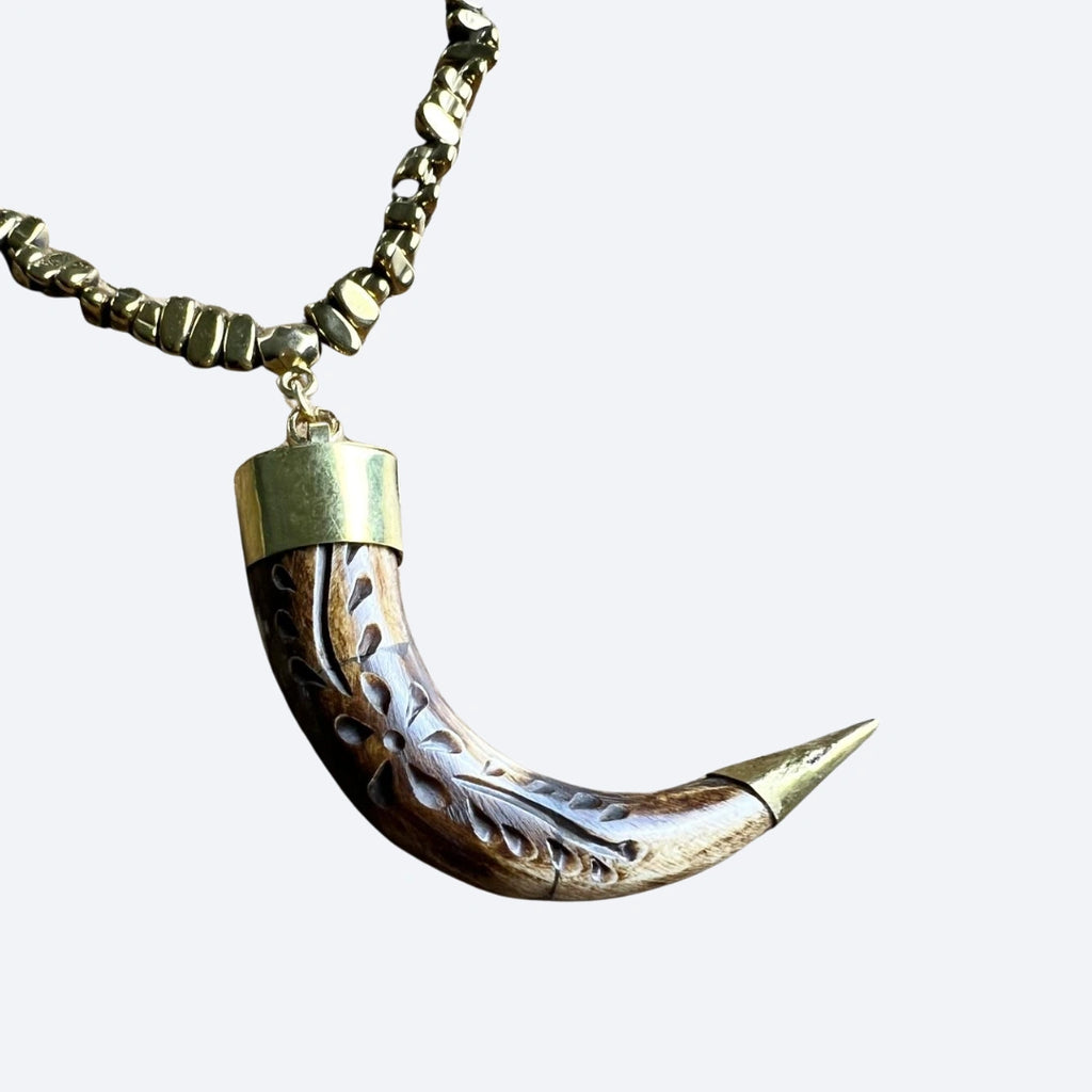 Boho Chic Horn Necklace Set for Women - Handcrafted in Brazil