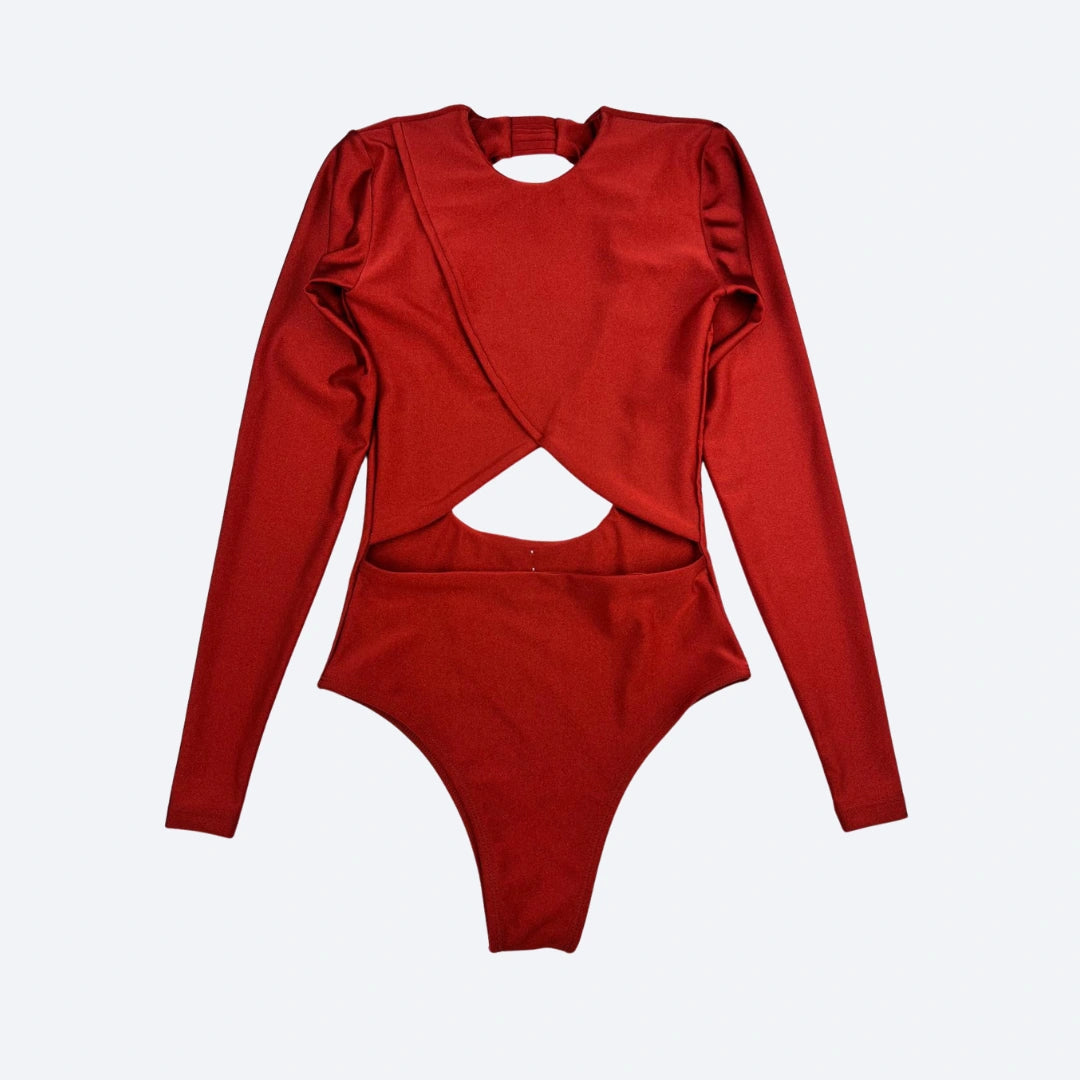 Essenza Asymmetric Long-Sleeve Bodysuit – Sculpting Brazilian Athleisure with UV Protection