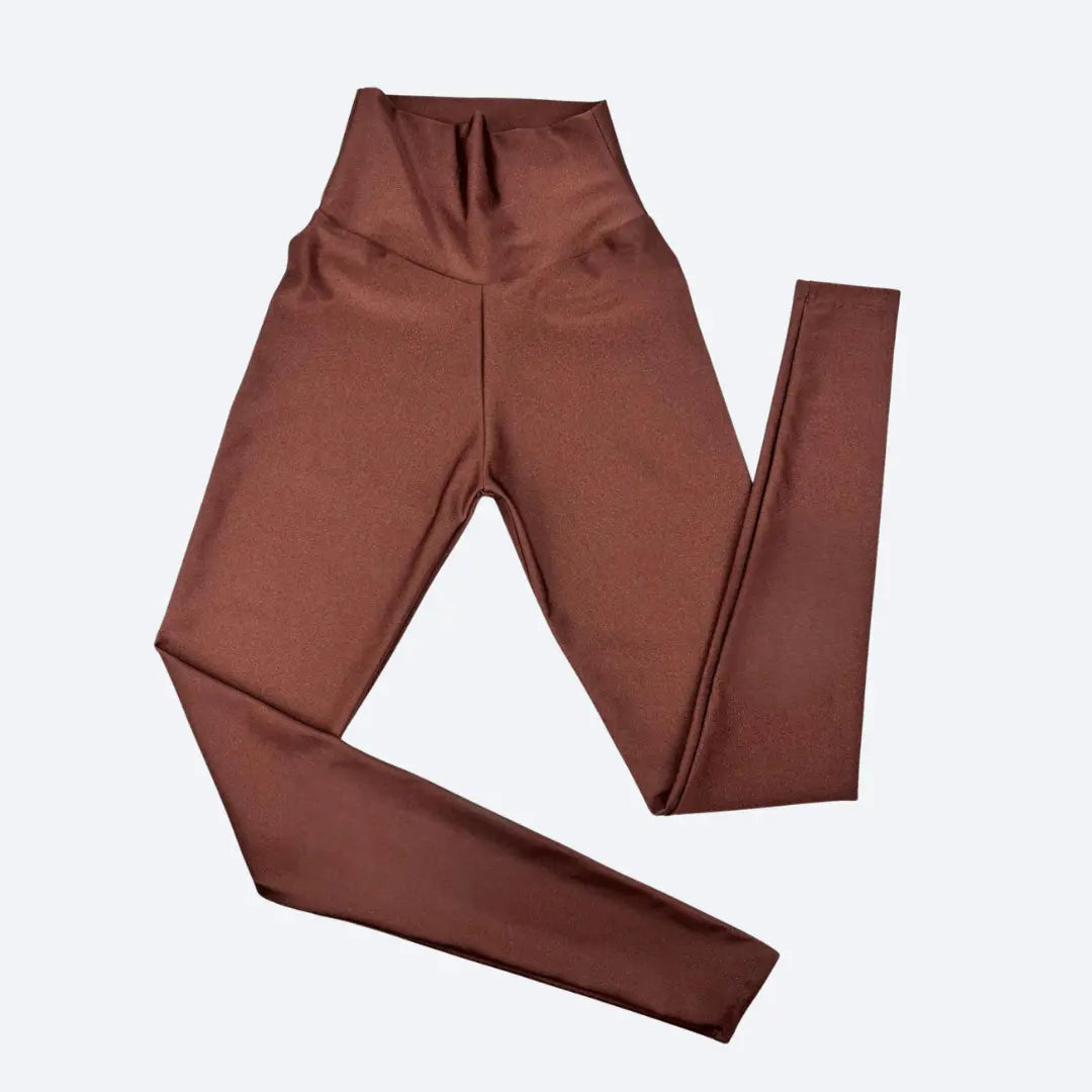 Cinnamon high-waisted fitness leggings in premium Trilobal fabric with SPF 50, featuring sculpting fit, four-way stretch, and breathable moisture-wicking texture for yoga, gym, and athleisure.