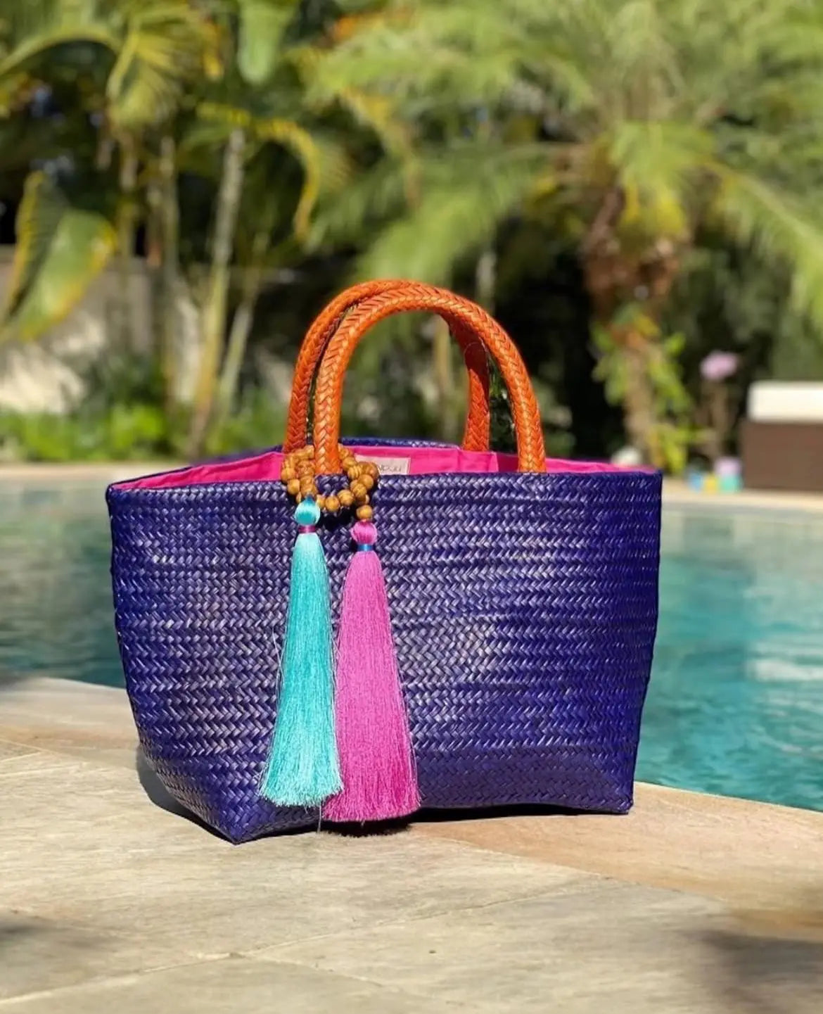 Tropical Charm Dark Purple Handwoven Straw Bag – Brazilian Artisanal Tote with Pink & Aqua Tassels